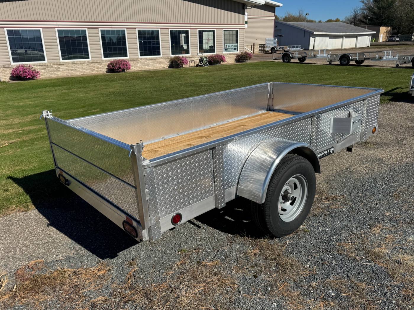 2027 Trophy 5x10 Aluminum Trailer, Diamond Plate Sides, Single Axle, Stacked Ramp, photo 5